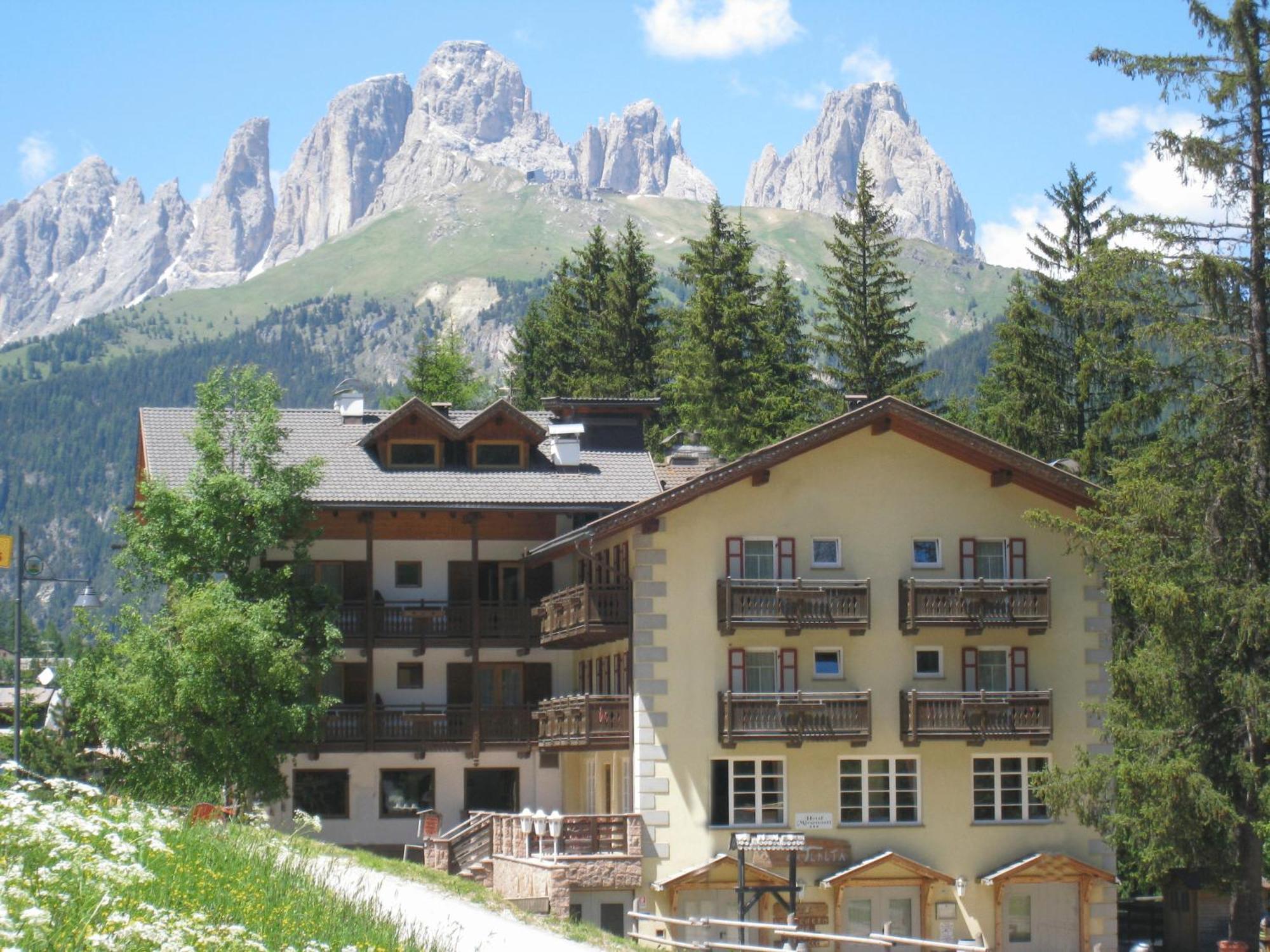 Hotel Majon Miramonti Canazei Esterno foto