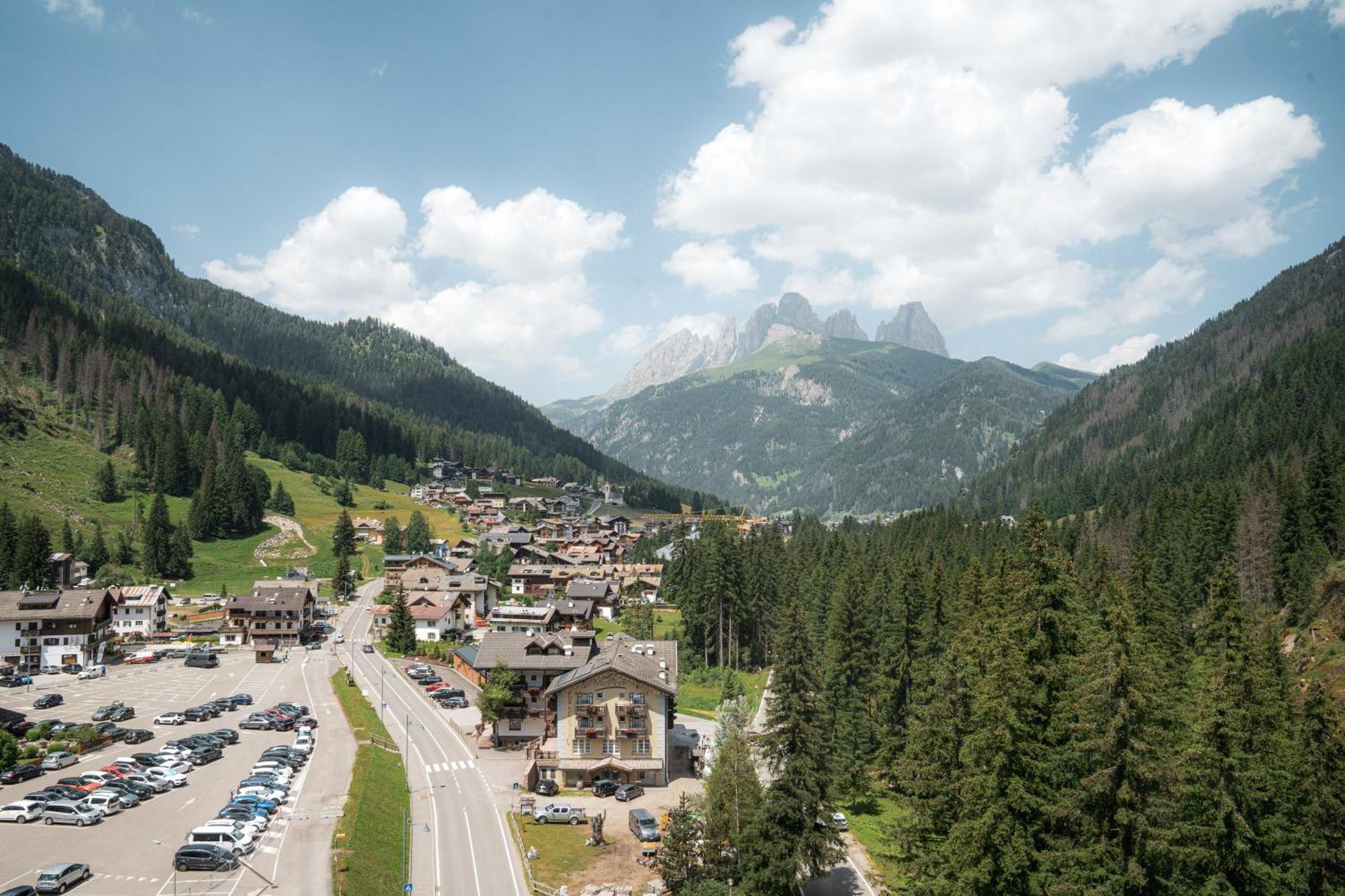 Hotel Majon Miramonti Canazei Esterno foto