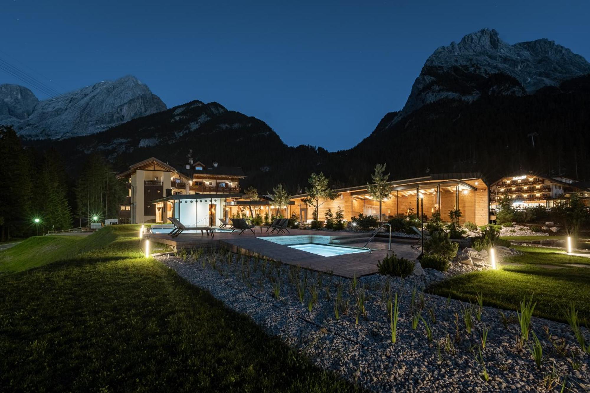 Hotel Majon Miramonti Canazei Esterno foto